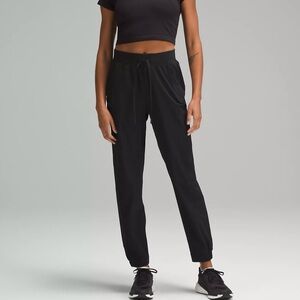Lululemon License to Train High-Rise Pant